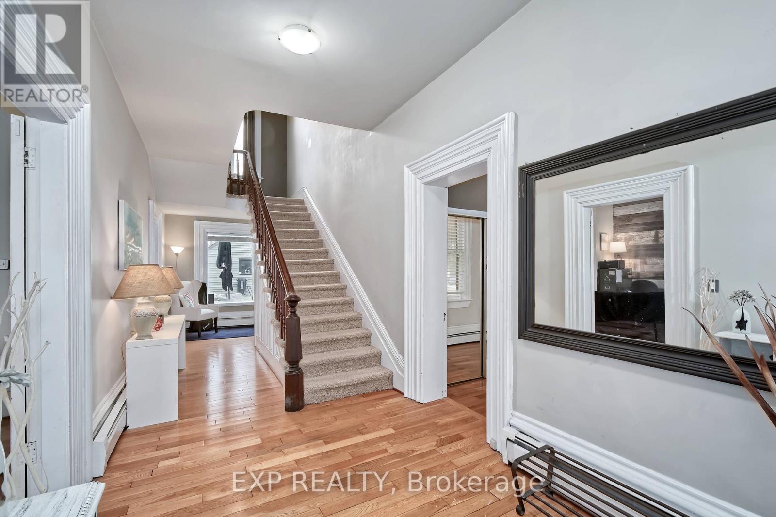 120 Main Street, Southwest Middlesex, Ontario  N0L 1M0 - Photo 11 - X12913112