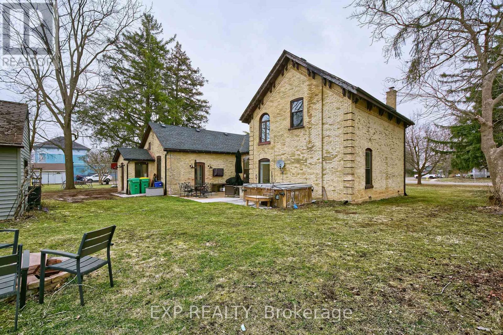 120 Main Street, Southwest Middlesex, Ontario  N0L 1M0 - Photo 44 - X12913112