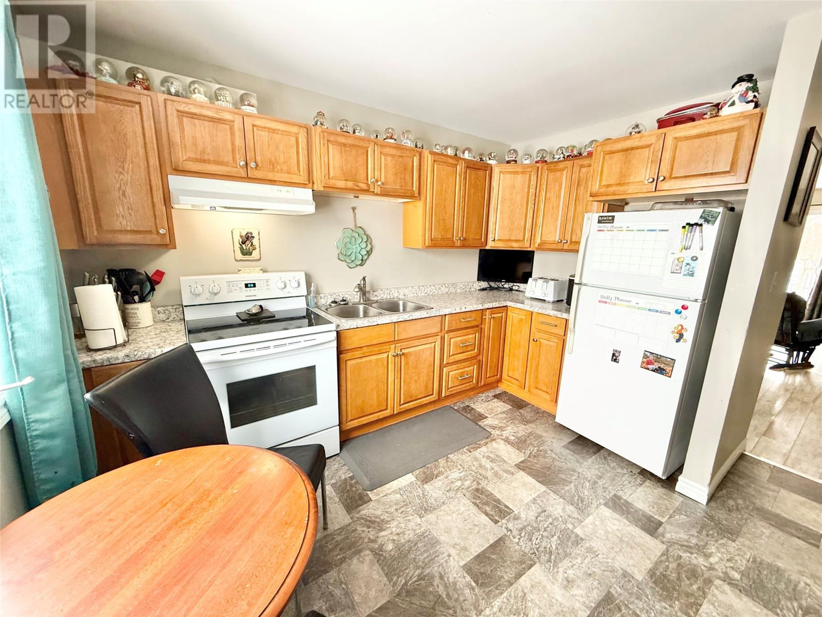 16 Tucker Place, Nl, Newfoundland & Labrador  A2A 2K8 - Photo 3 - 1295385