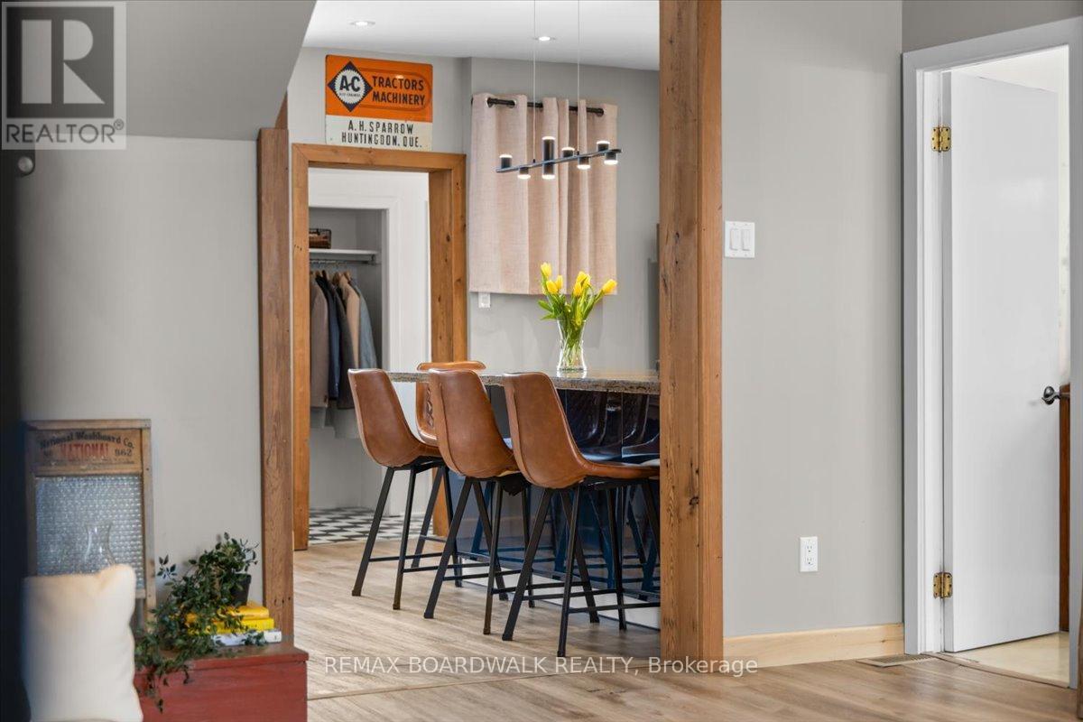 2691 Priscilla Street, Ottawa, Ontario  K2B 7E1 - Photo 10 - X12913094