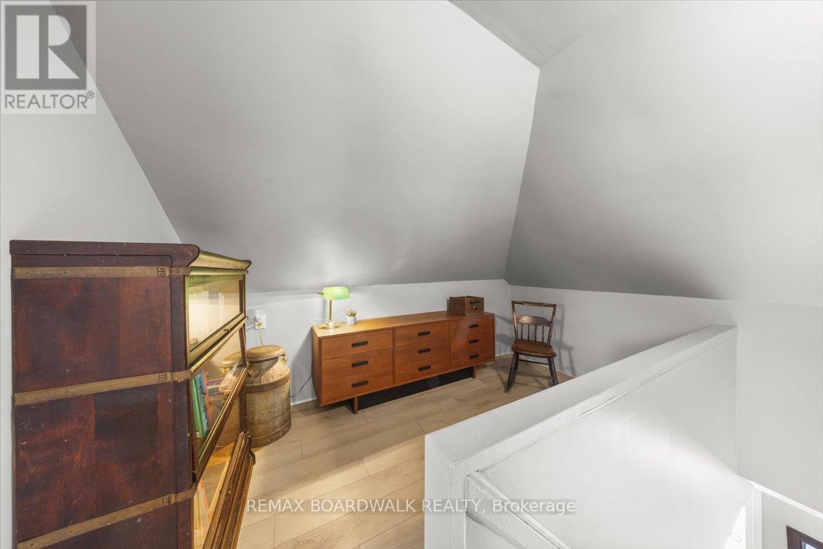 2691 Priscilla Street, Ottawa, Ontario  K2B 7E1 - Photo 34 - X12913094