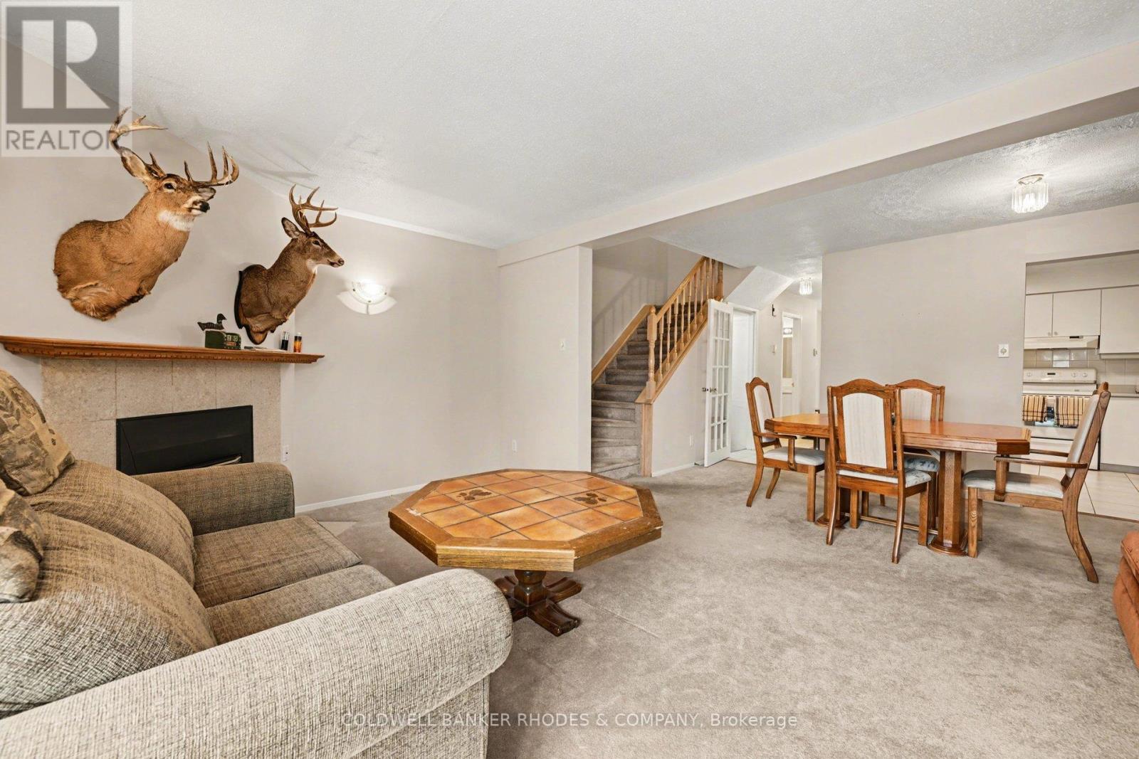 13 Clarkson Crescent, Ottawa, Ontario  K2L 3C9 - Photo 6 - X12913174