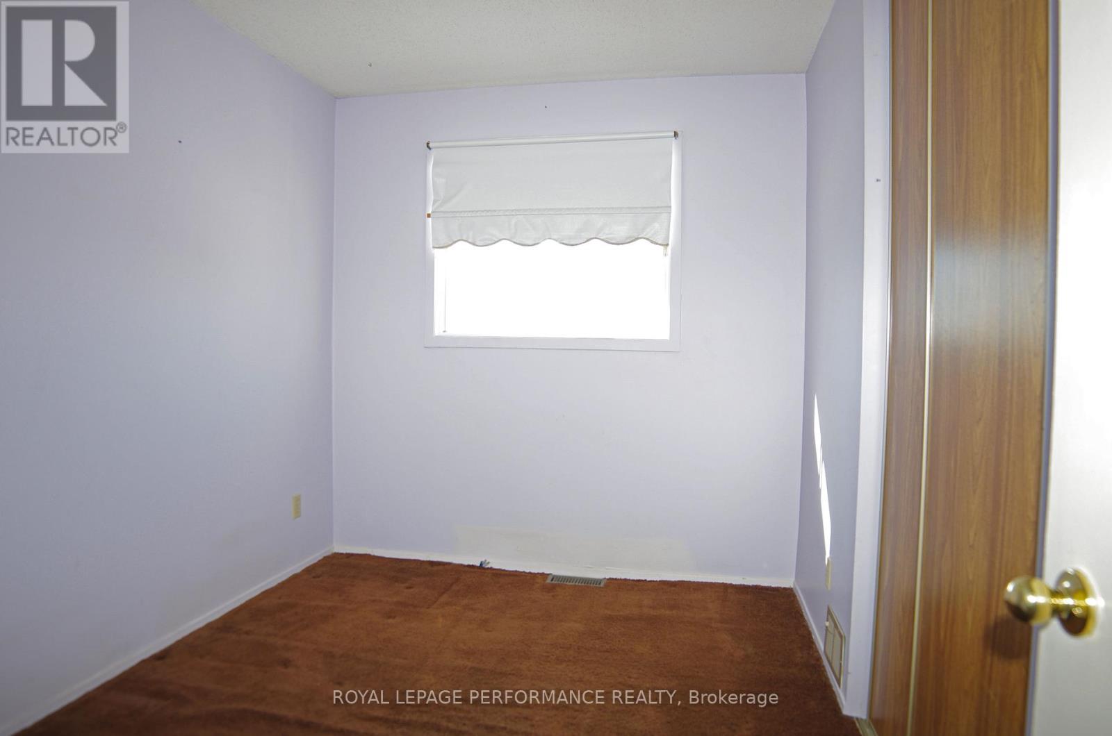 1229 Campeau Crescent, Clarence-Rockland, Ontario  K4K 1B6 - Photo 16 - X12913176