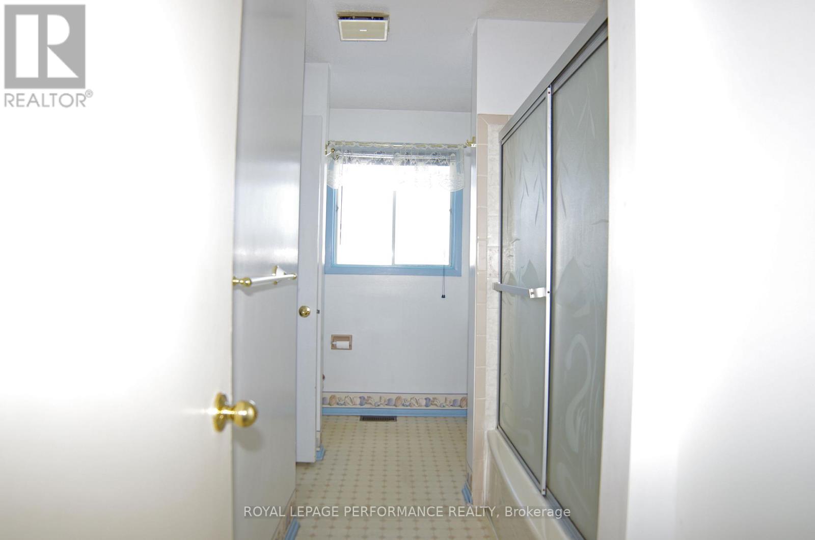 1229 Campeau Crescent, Clarence-Rockland, Ontario  K4K 1B6 - Photo 18 - X12913176