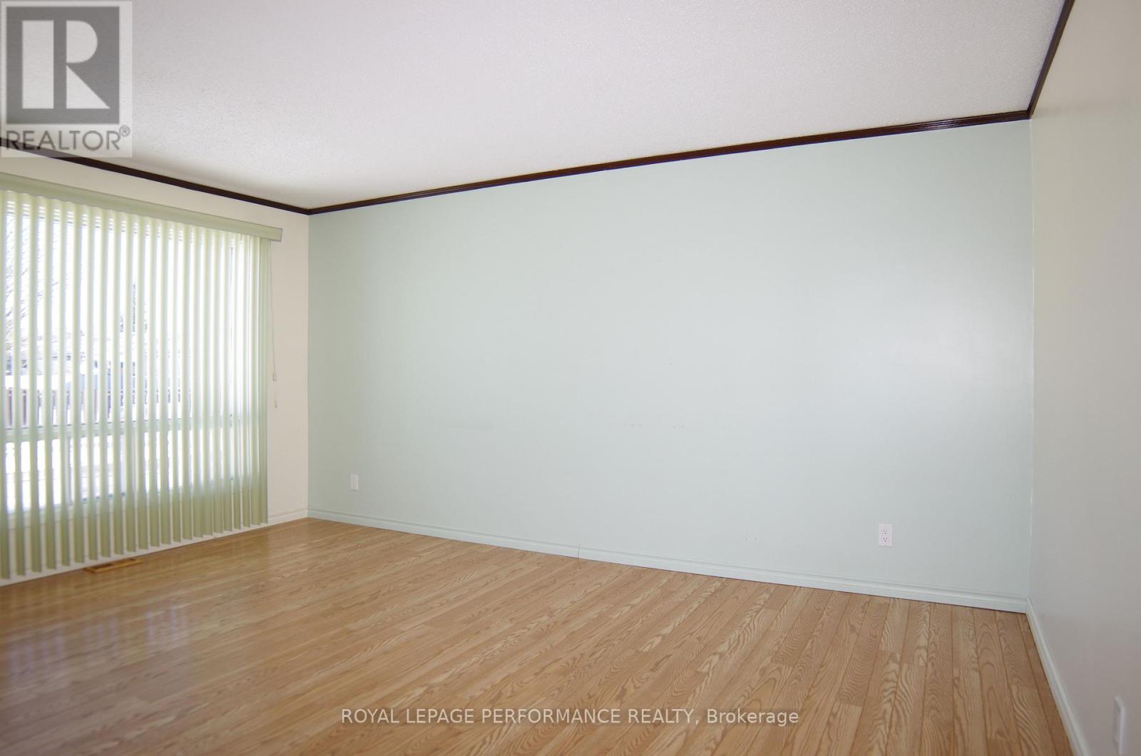 1229 Campeau Crescent, Clarence-Rockland, Ontario  K4K 1B6 - Photo 7 - X12913176