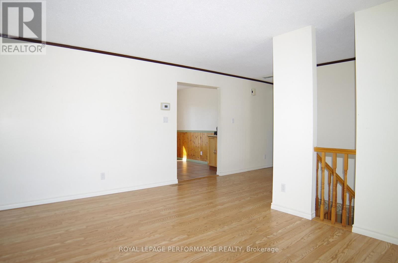 1229 Campeau Crescent, Clarence-Rockland, Ontario  K4K 1B6 - Photo 8 - X12913176