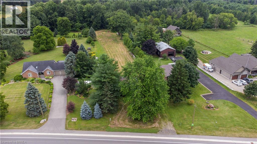 449 King Edward Street, Paris, Ontario  N3L 3E3 - Photo 1 - 40814344