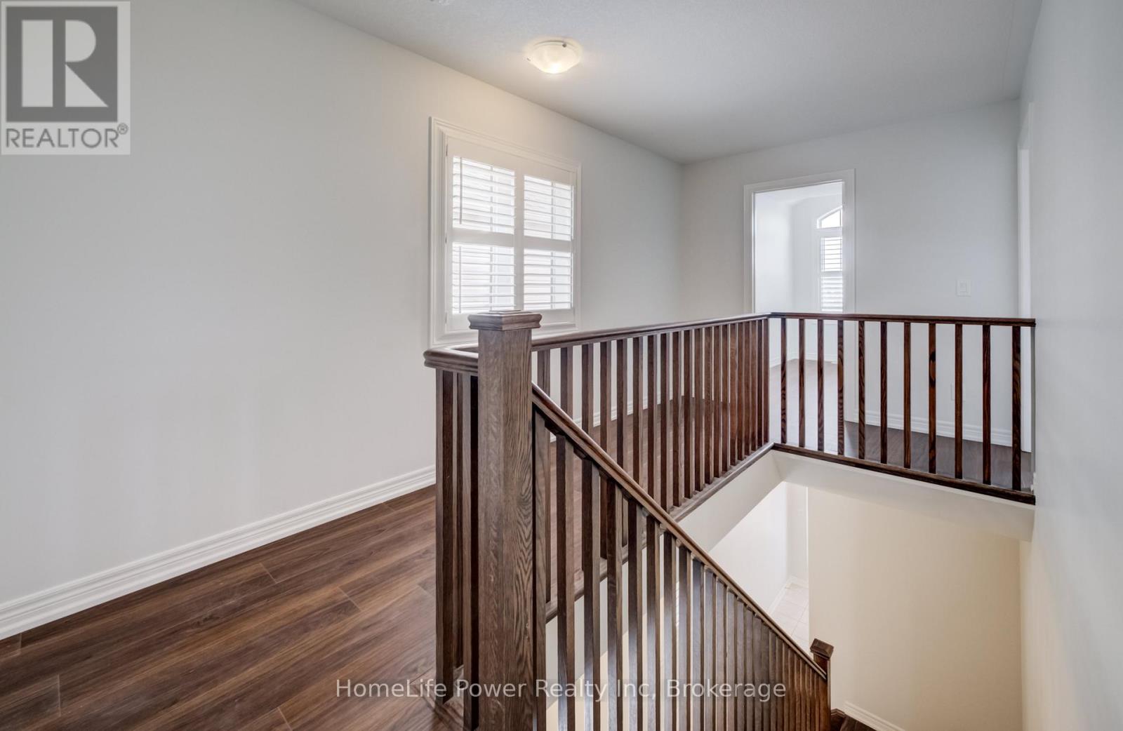 56 Reistwood Drive, Kitchener, Ontario  N2R 0N8 - Photo 19 - X12885592