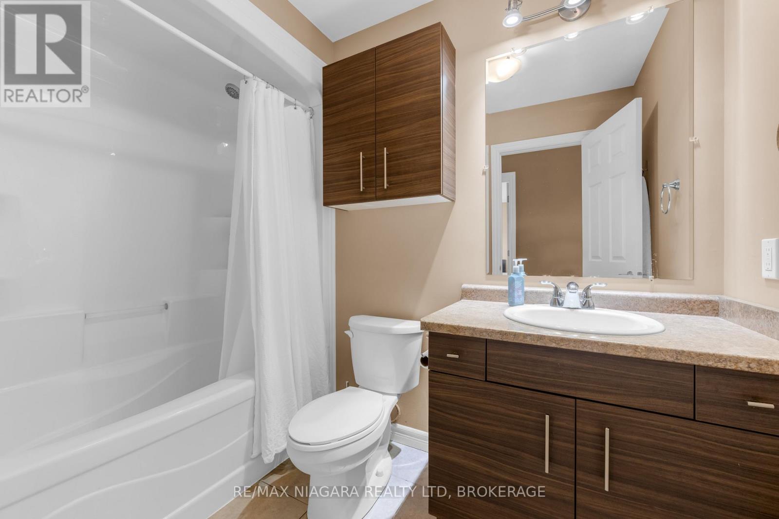 4750 Baldwin Avenue, Niagara Falls, Ontario  L2H 0J5 - Photo 35 - X12913140