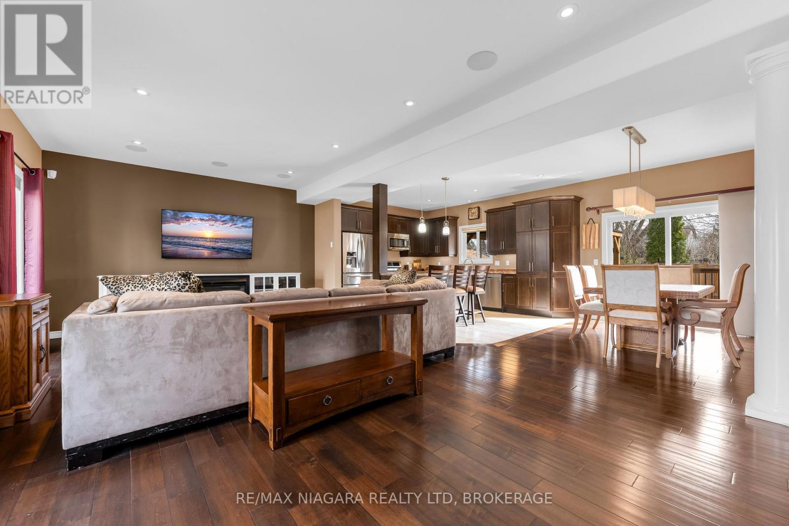 4750 Baldwin Avenue, Niagara Falls, Ontario  L2H 0J5 - Photo 4 - X12913140