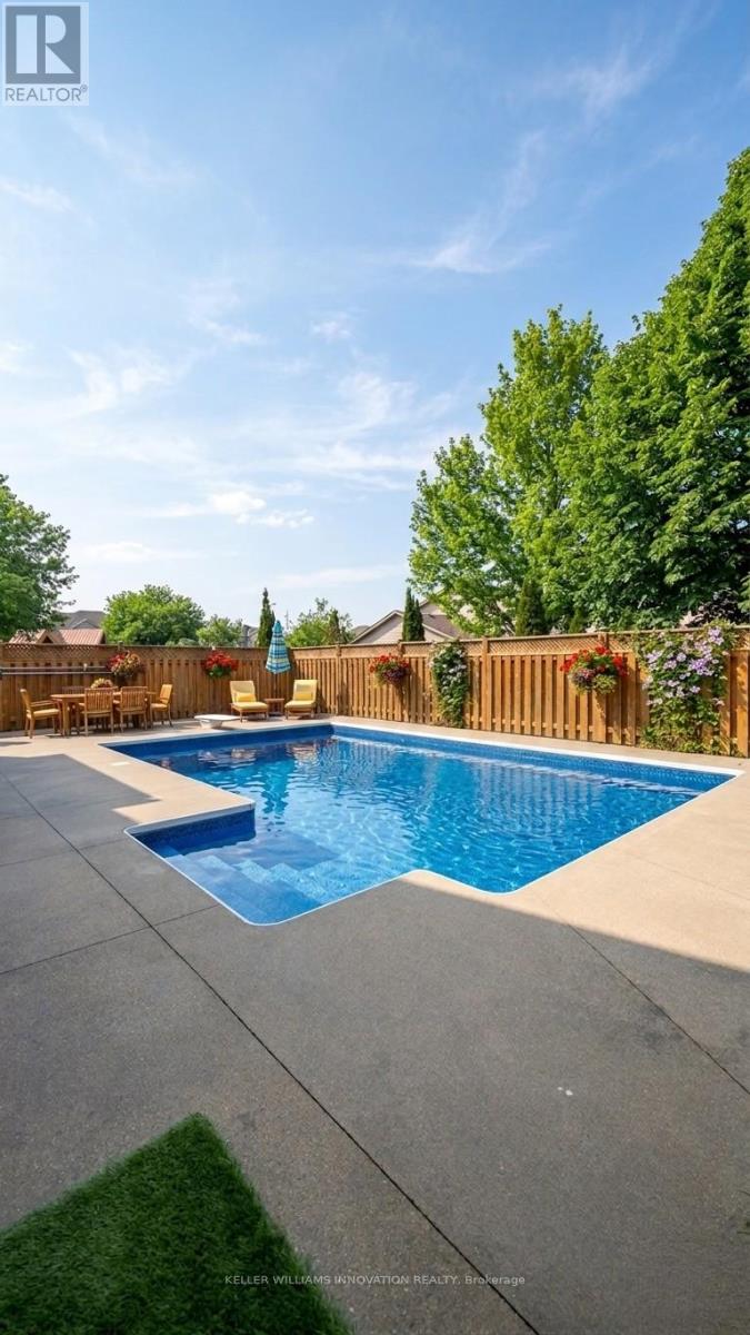 555 Sandbanks Crescent, Waterloo, Ontario  N2V 2K2 - Photo 43 - X12911446