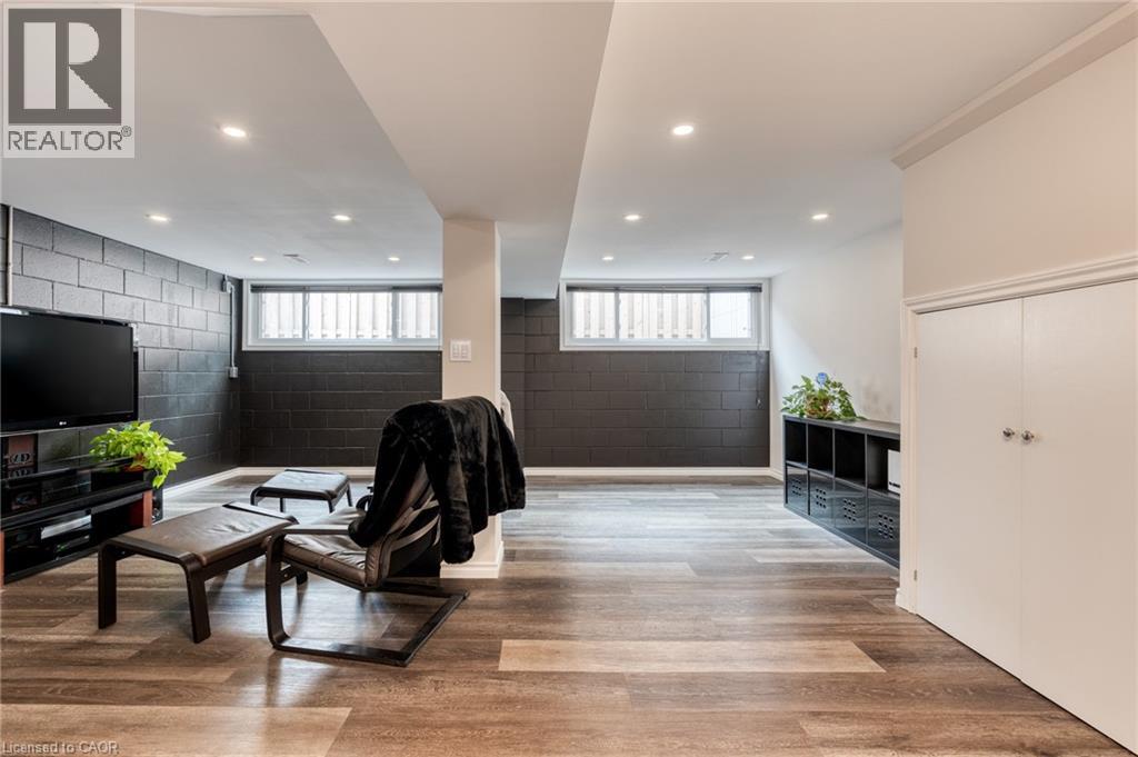 63 Sunrise Drive, Hamilton, Ontario  L8K 4C4 - Photo 20 - 40814434