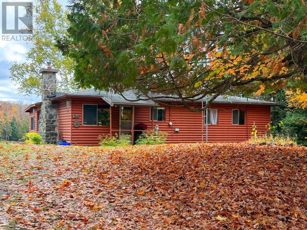 20 Golden Horseshoe Lane, Whitestone, Ontario  P0A 1G0 - Photo 11 - X12913084