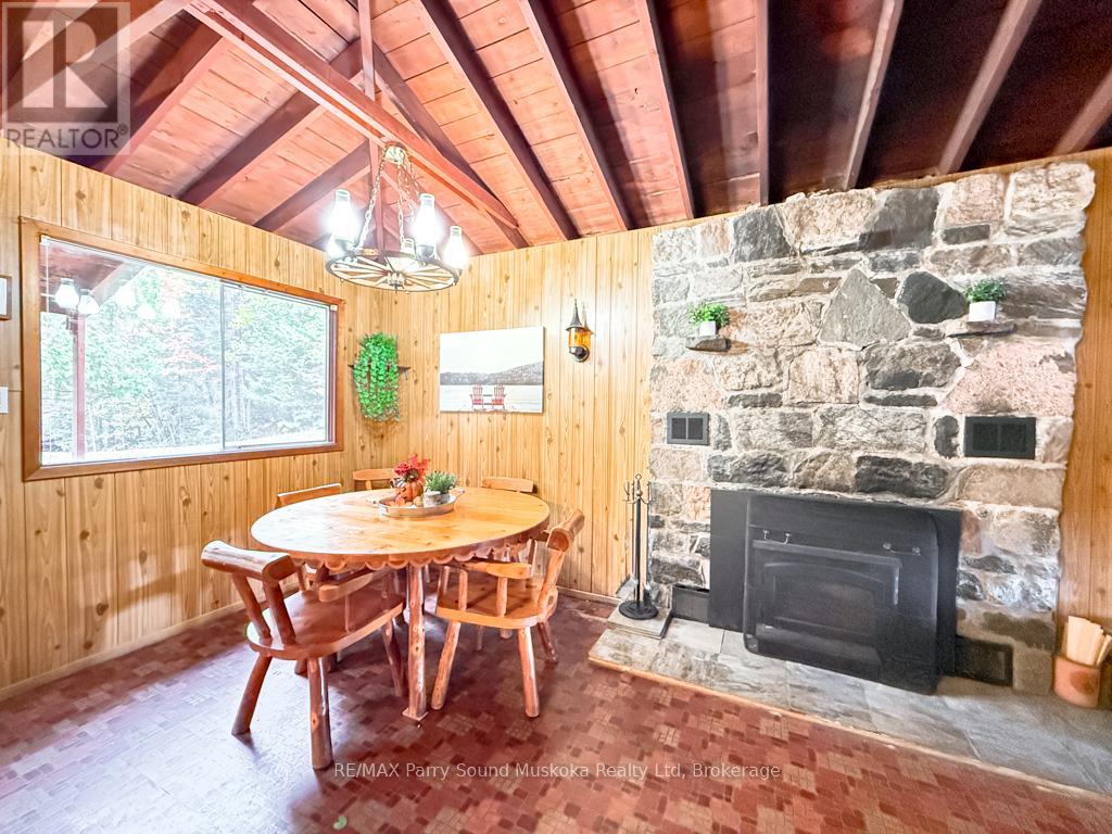 20 Golden Horseshoe Lane, Whitestone, Ontario  P0A 1G0 - Photo 13 - X12913084