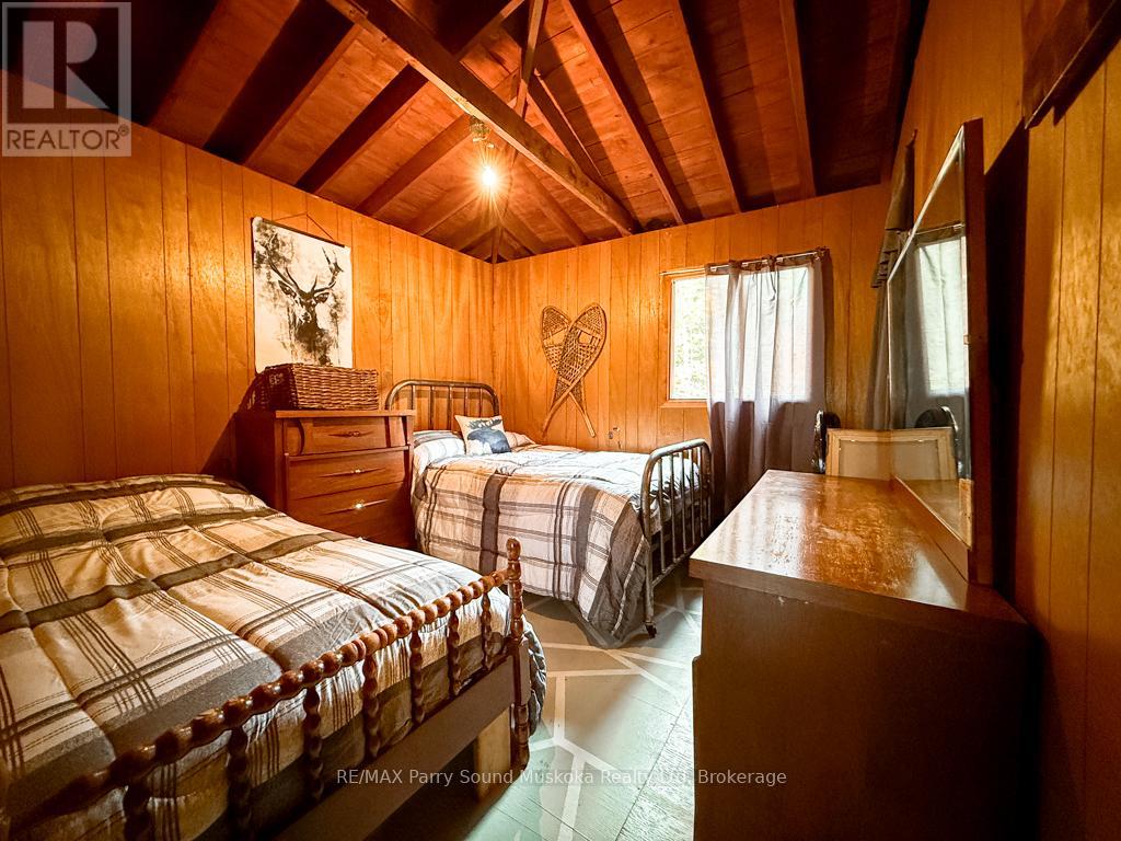 20 Golden Horseshoe Lane, Whitestone, Ontario  P0A 1G0 - Photo 22 - X12913084