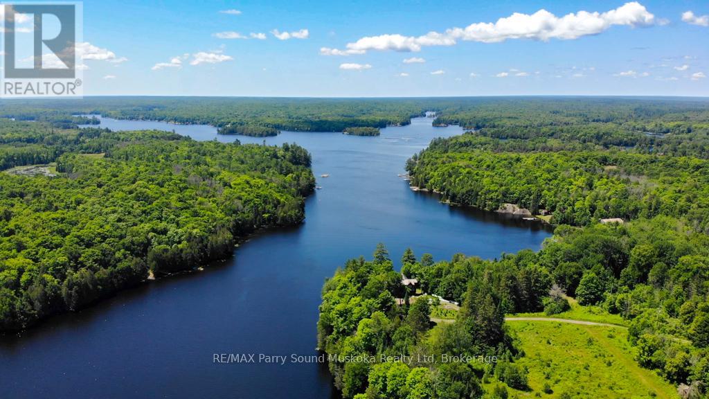 20 Golden Horseshoe Lane, Whitestone, Ontario  P0A 1G0 - Photo 32 - X12913084