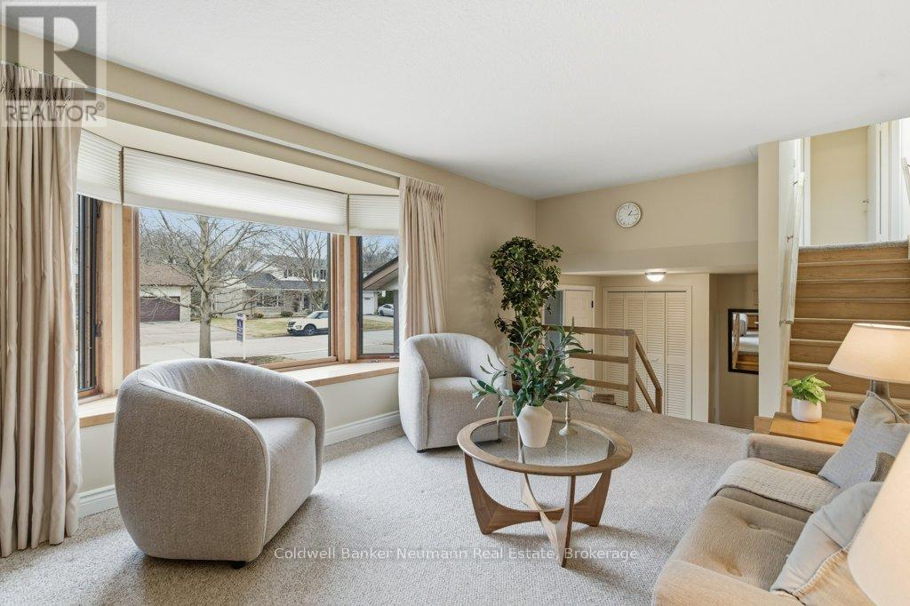 15 Hickory Street, Guelph, Ontario  N1G 2X2 - Photo 12 - X12913108