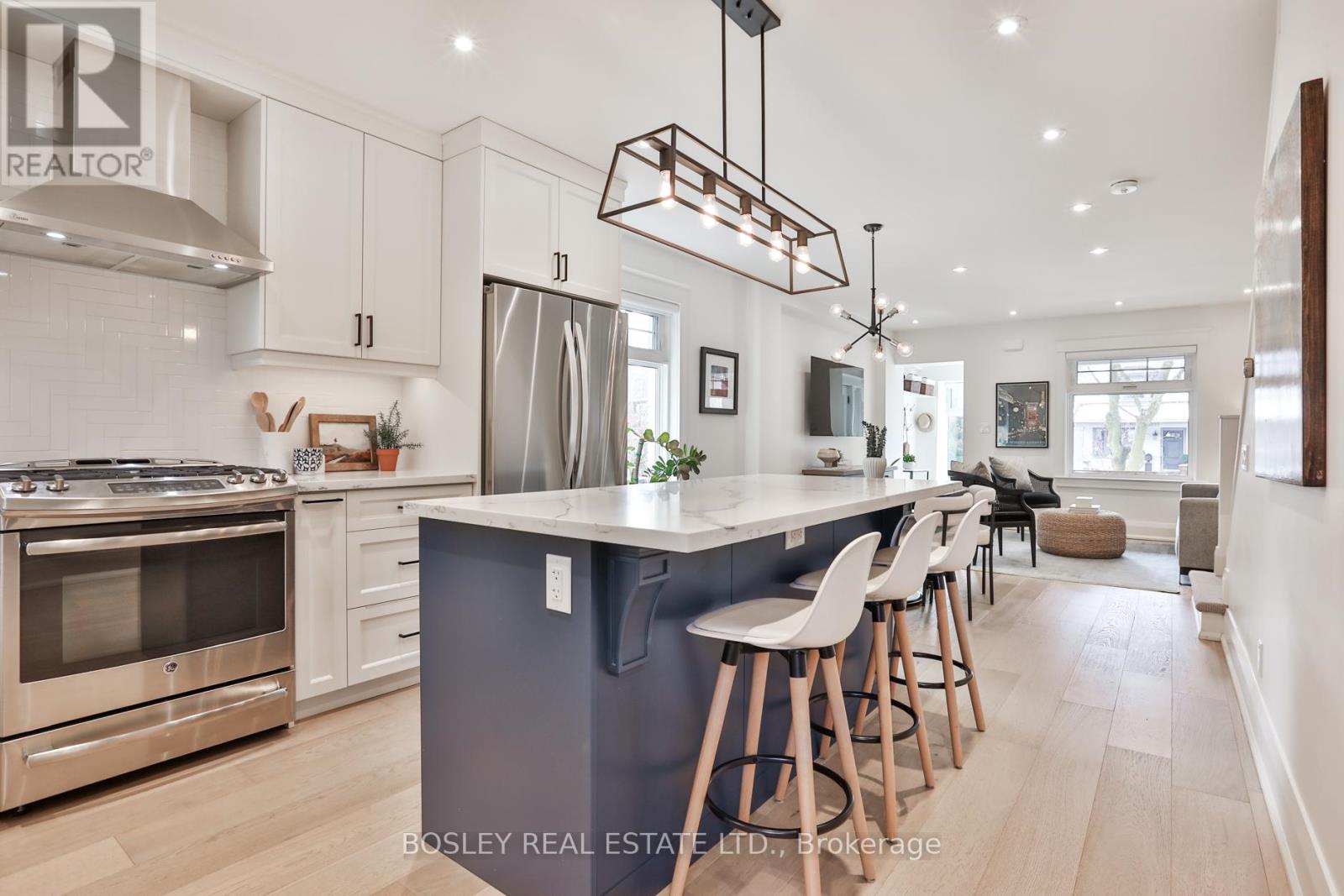 588 Merton Street, Toronto, Ontario  M4S 1B3 - Photo 12 - C12913190