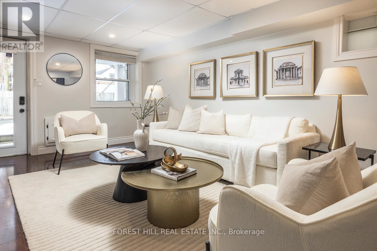 605 Craven Road, Toronto, Ontario  M4L 2Z6 - Photo 3 - E12913170