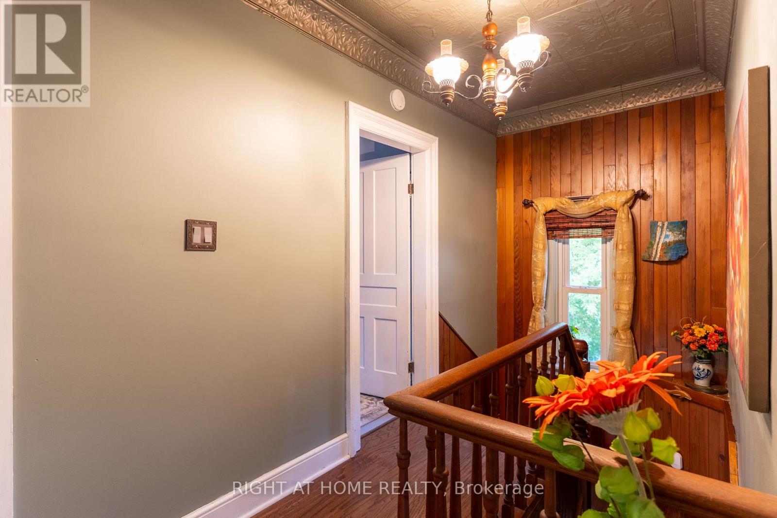 220 Barrie Street, Essa (Thornton), Ontario  L0L 2N0 - Photo 15 - N12913072