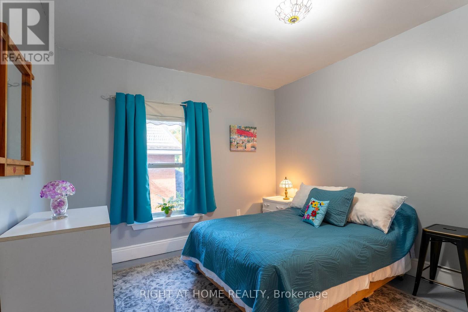 220 Barrie Street, Essa (Thornton), Ontario  L0L 2N0 - Photo 20 - N12913072