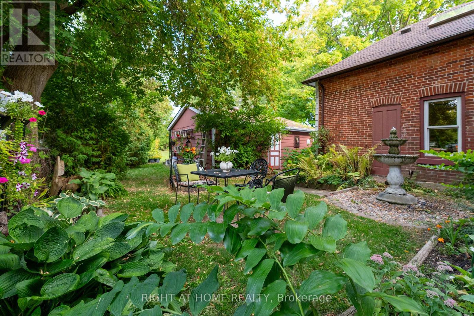 220 Barrie Street, Essa (Thornton), Ontario  L0L 2N0 - Photo 23 - N12913072