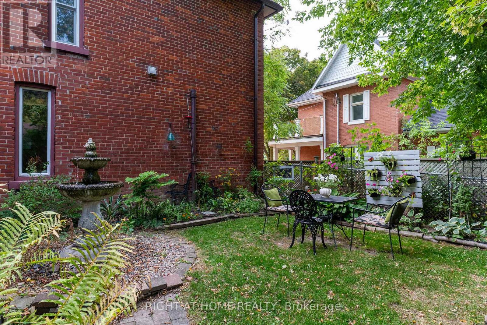 220 Barrie Street, Essa (Thornton), Ontario  L0L 2N0 - Photo 24 - N12913072