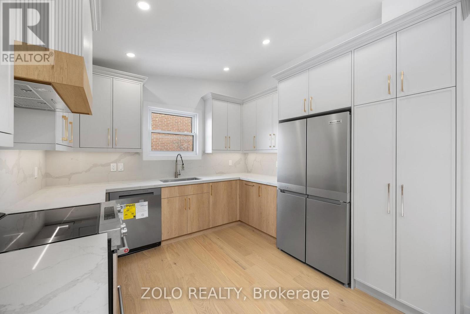 124 Kingston Road, Newmarket (Bristol-London), Ontario  L3Y 5W7 - Photo 10 - N12913080