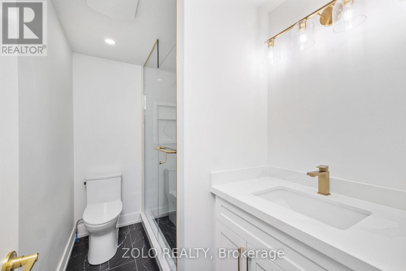 124 Kingston Road, Newmarket (Bristol-London), Ontario  L3Y 5W7 - Photo 15 - N12913080