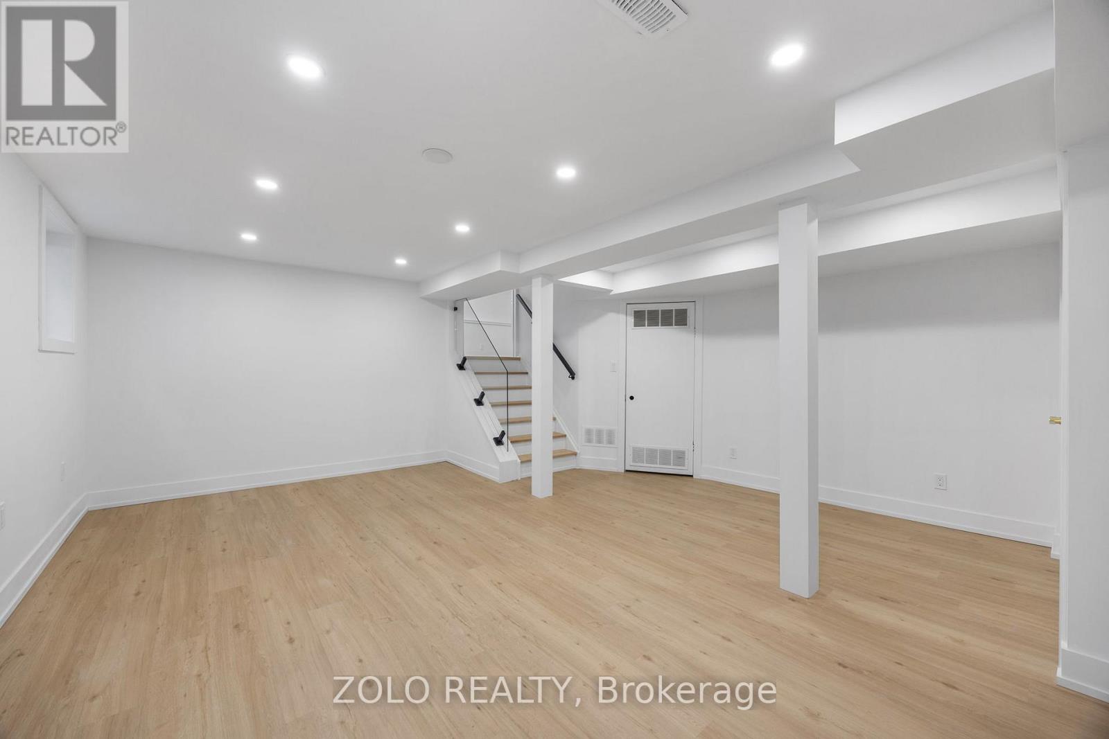 124 Kingston Road, Newmarket (Bristol-London), Ontario  L3Y 5W7 - Photo 25 - N12913080