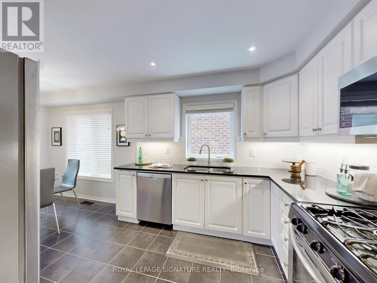 24 Stockport Road, Markham, Ontario  L6B 0R4 - Photo 15 - N12913146