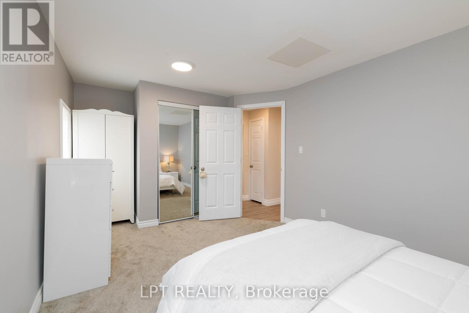 796 Sedore Avenue, Georgina, Ontario  L0E 1S0 - Photo 14 - N12913158