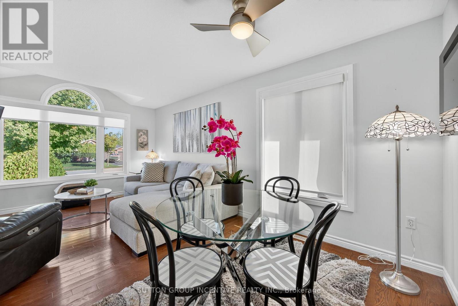 63 Nicklaus Drive, Barrie, Ontario  L4M 6V7 - Photo 9 - S12913098