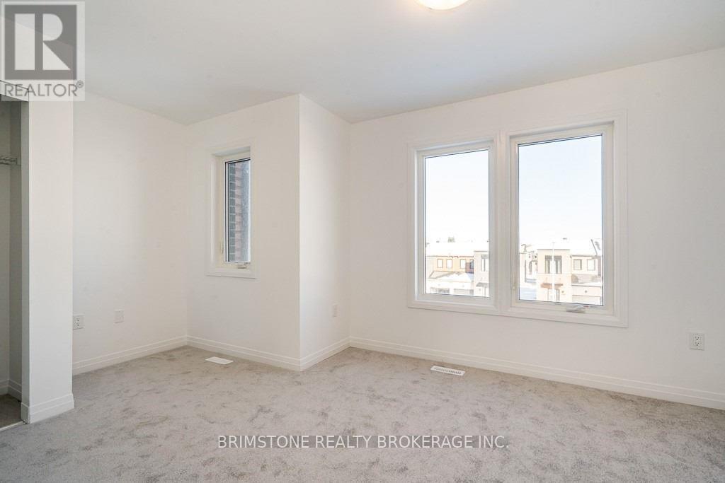 79 Fairlane Avenue, Barrie (Painswick South), Ontario  L9J 0M9 - Photo 13 - S12913182