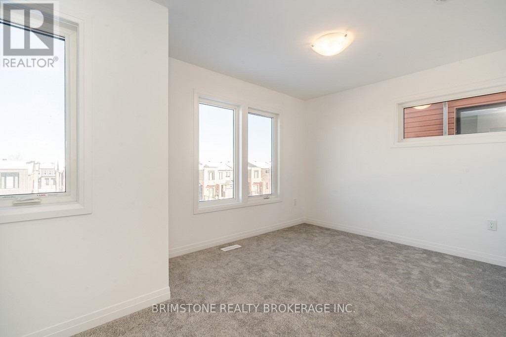 79 Fairlane Avenue, Barrie (Painswick South), Ontario  L9J 0M9 - Photo 15 - S12913182