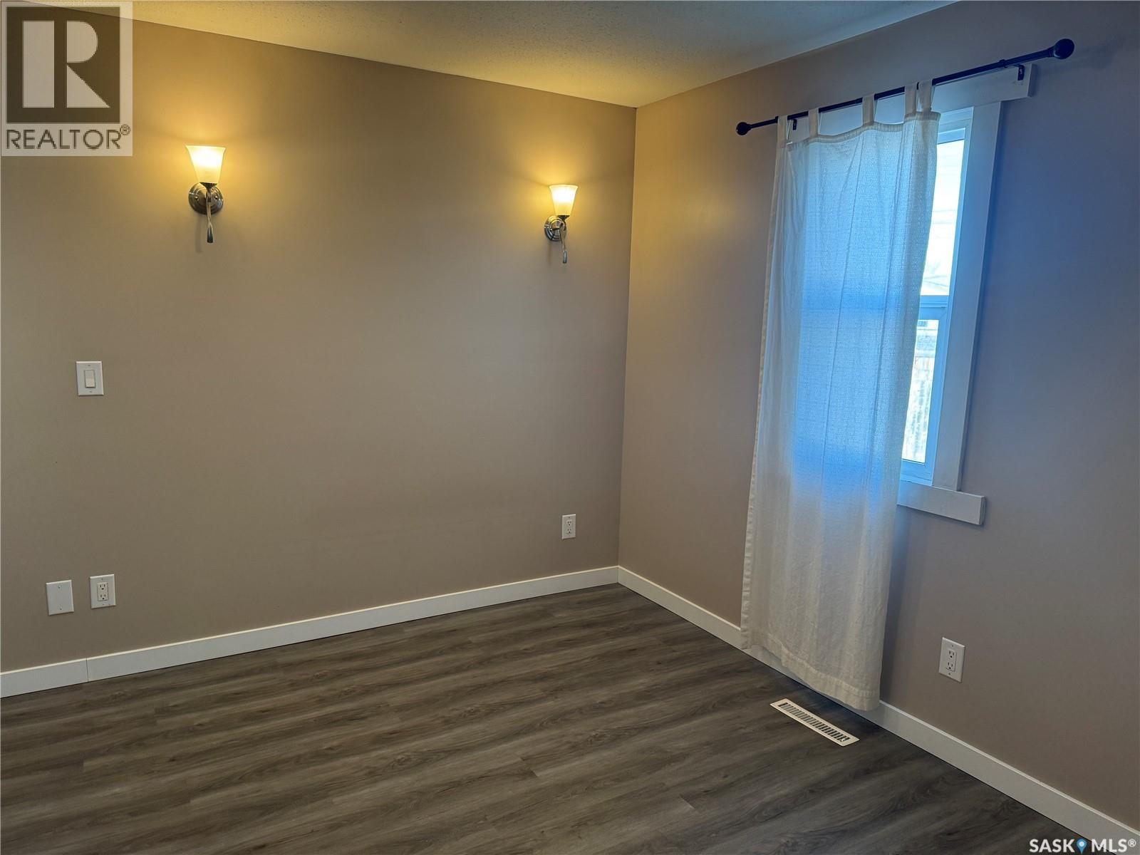 322 Witney Avenue S, Saskatoon, Saskatchewan  S7M 3K5 - Photo 14 - SK031142