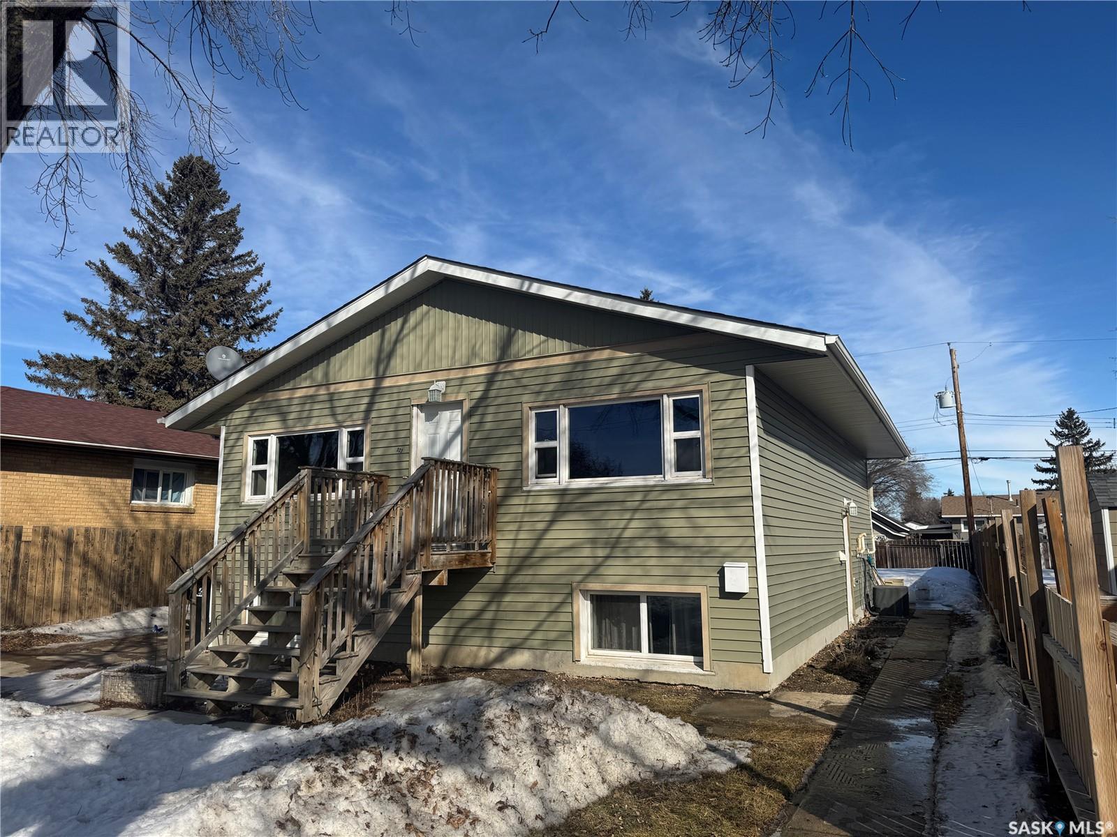 322 Witney Avenue S, Saskatoon, Saskatchewan  S7M 3K5 - Photo 3 - SK031142
