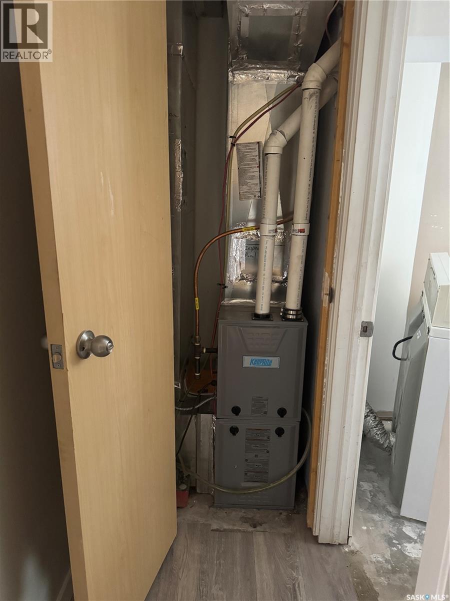 322 Witney Avenue S, Saskatoon, Saskatchewan  S7M 3K5 - Photo 31 - SK031142