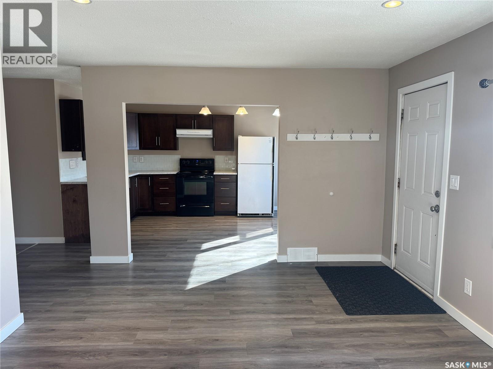 322 Witney Avenue S, Saskatoon, Saskatchewan  S7M 3K5 - Photo 6 - SK031142