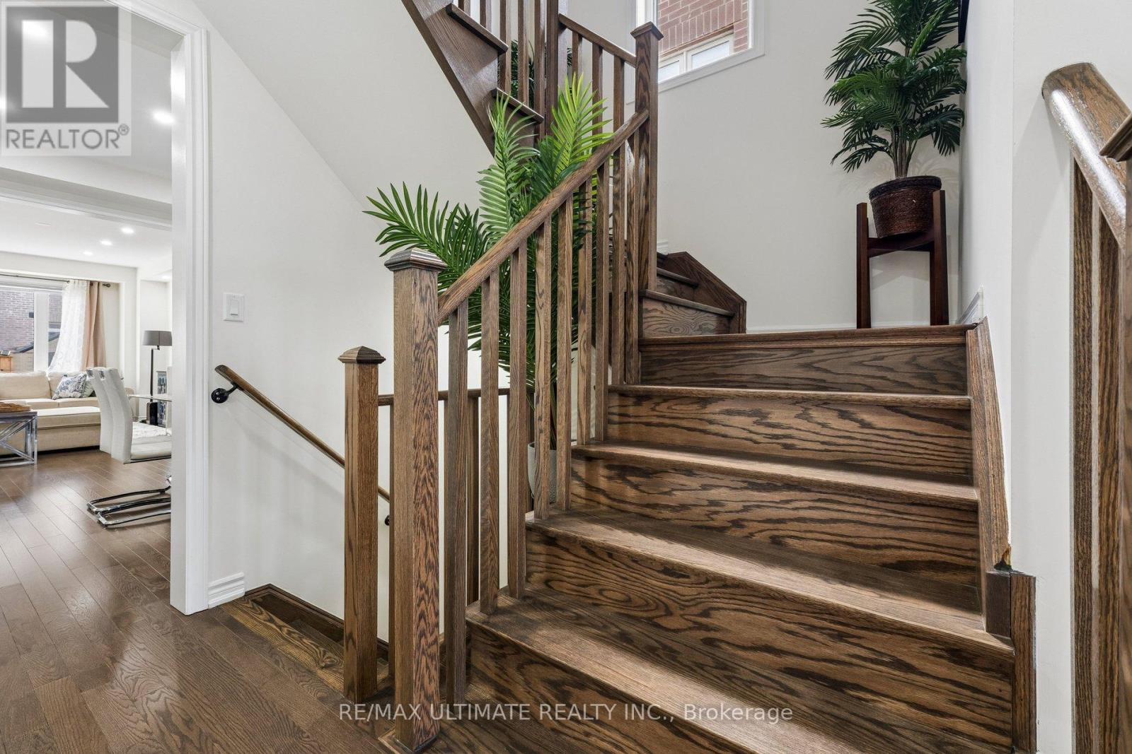 61 Ogston Crescent, Whitby, Ontario  L1P 0H2 - Photo 7 - E12907908