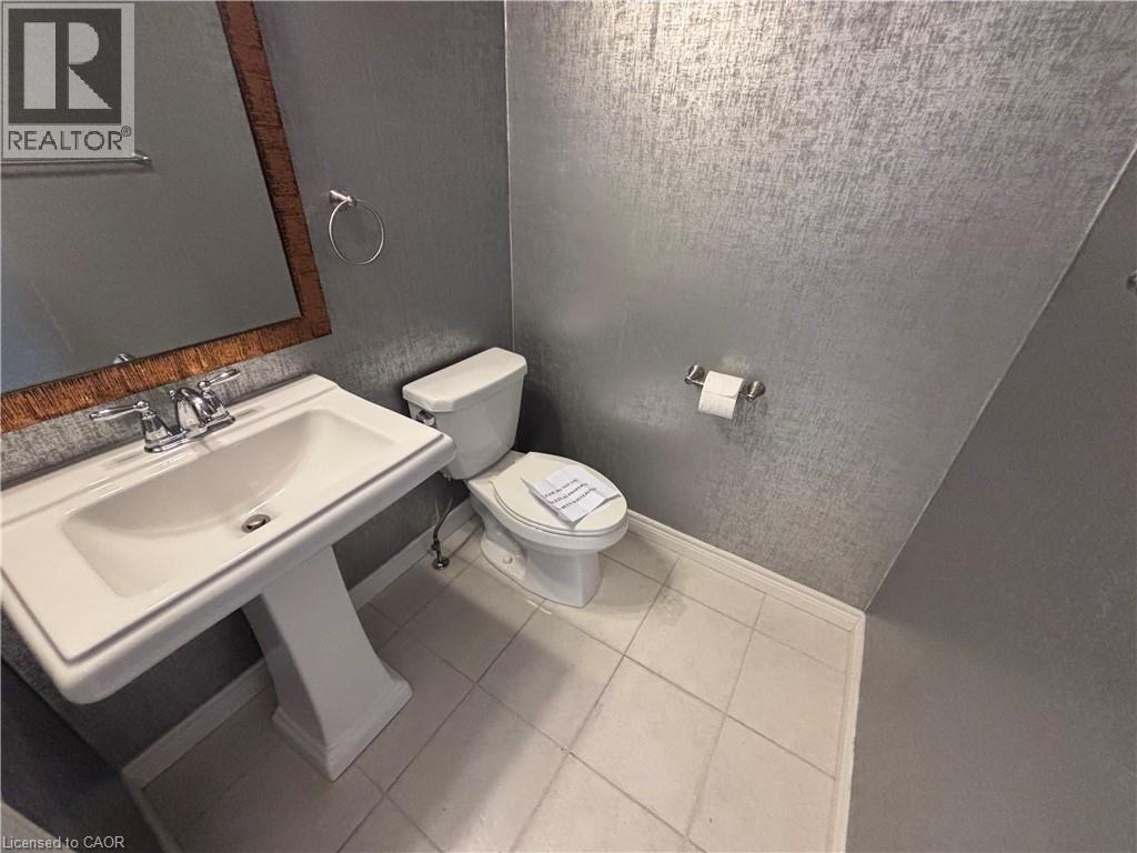 419 Macintosh Drive, Stoney Creek, Ontario  L8E 0H9 - Photo 15 - 40814264