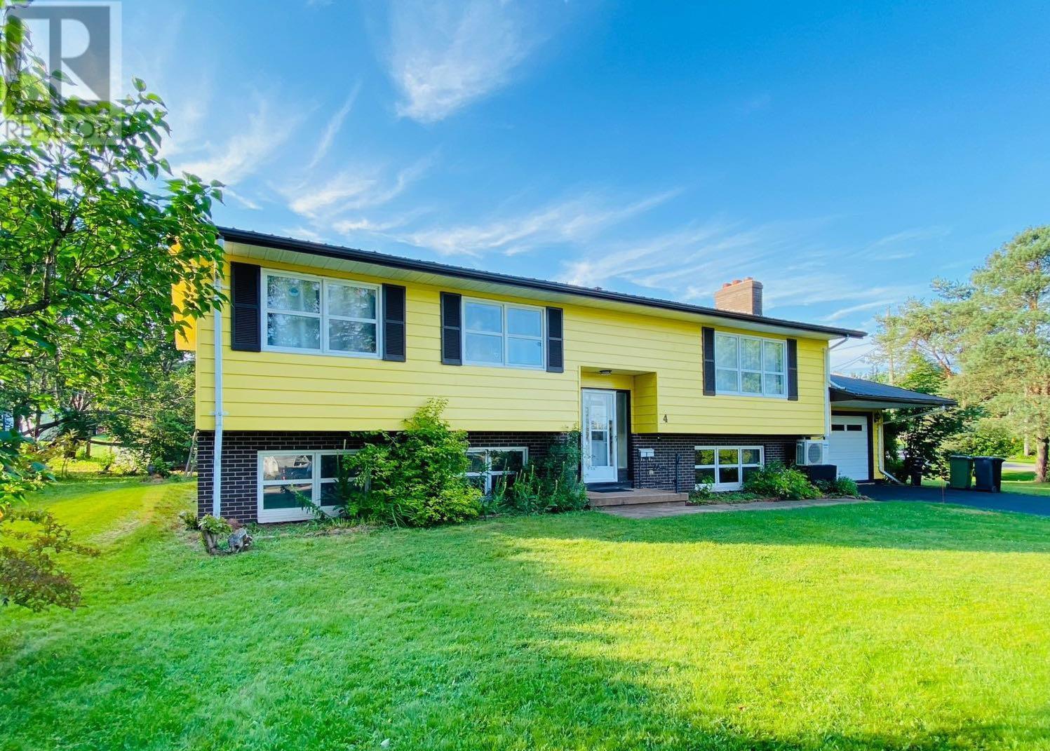 4 April Lane, Charlottetown, Prince Edward Island  C1E 1C8 - Photo 2 - 202605284