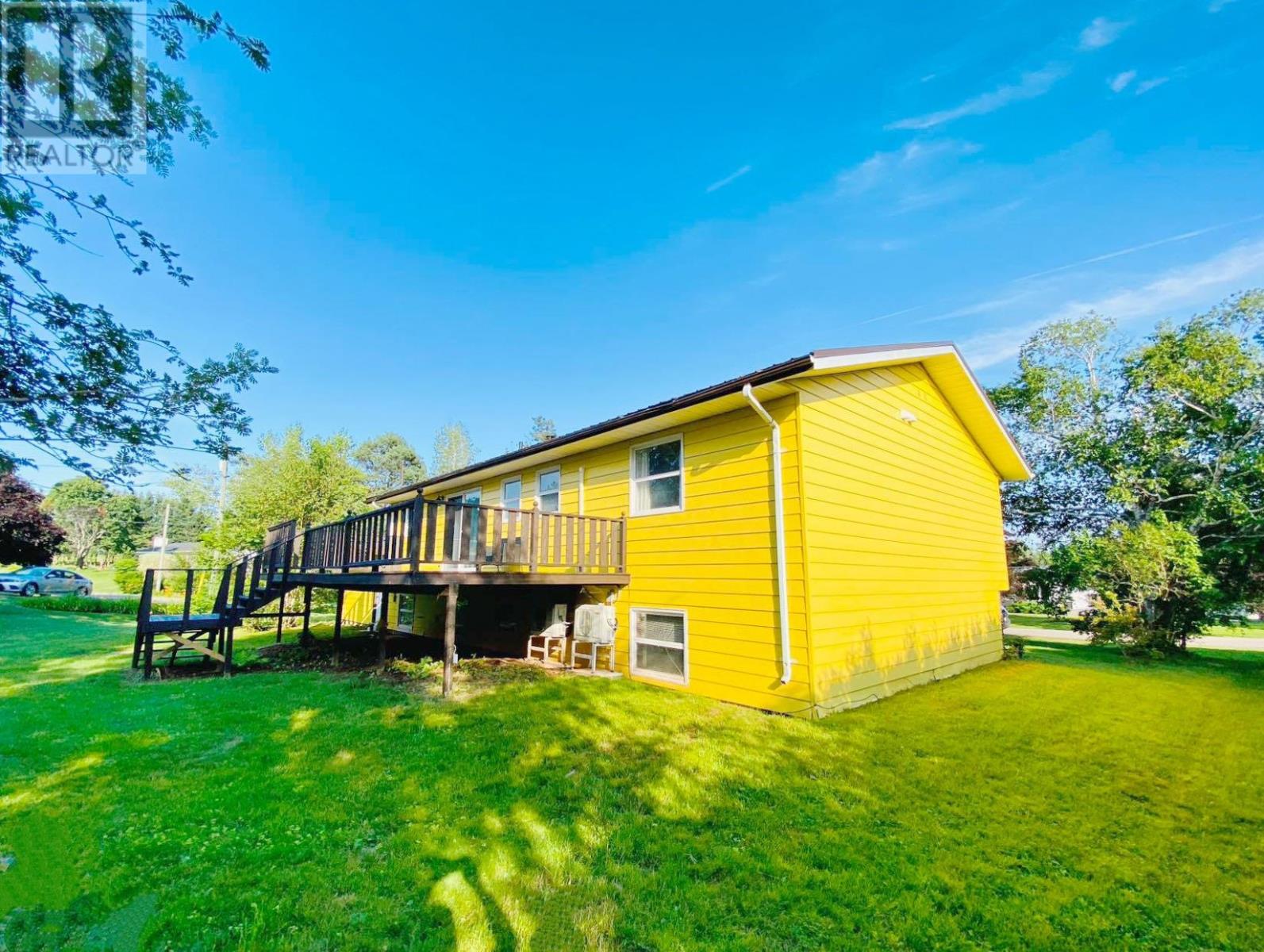 4 April Lane, Charlottetown, Prince Edward Island  C1E 1C8 - Photo 3 - 202605284