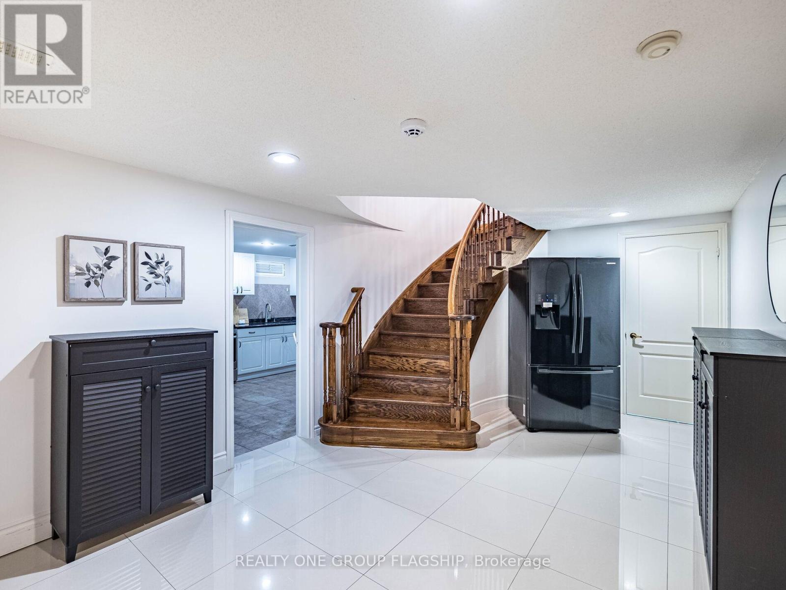 5290 Hilton Court, Mississauga, Ontario  L5M 5B5 - Photo 25 - W12913062