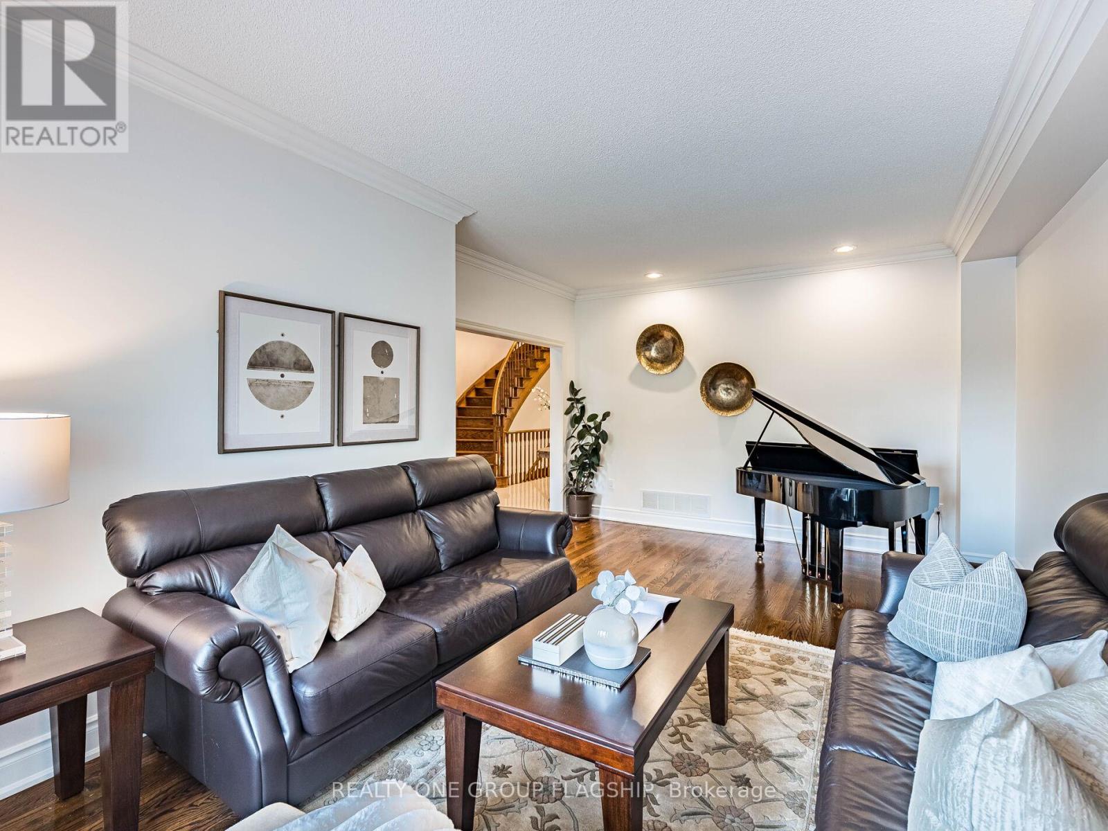 5290 Hilton Court, Mississauga, Ontario  L5M 5B5 - Photo 7 - W12913062