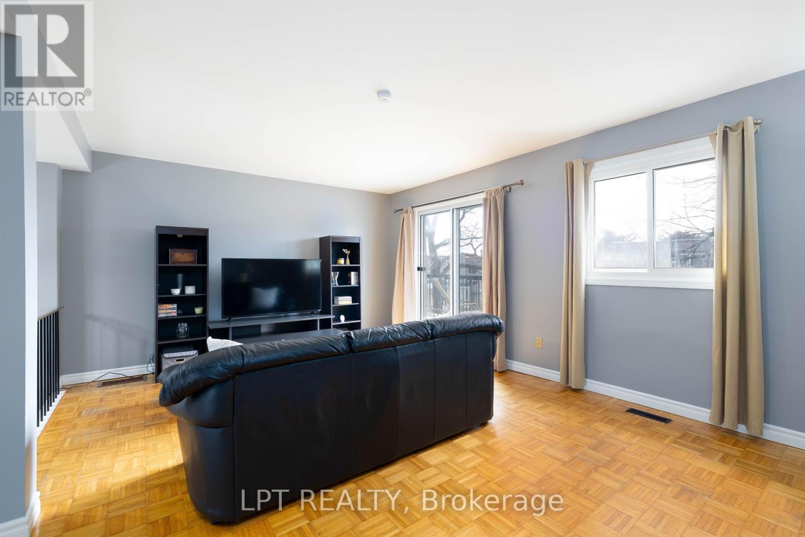 117 - 2315 Bromsgrove Road, Mississauga, Ontario  L5J 4A6 - Photo 10 - W12913068