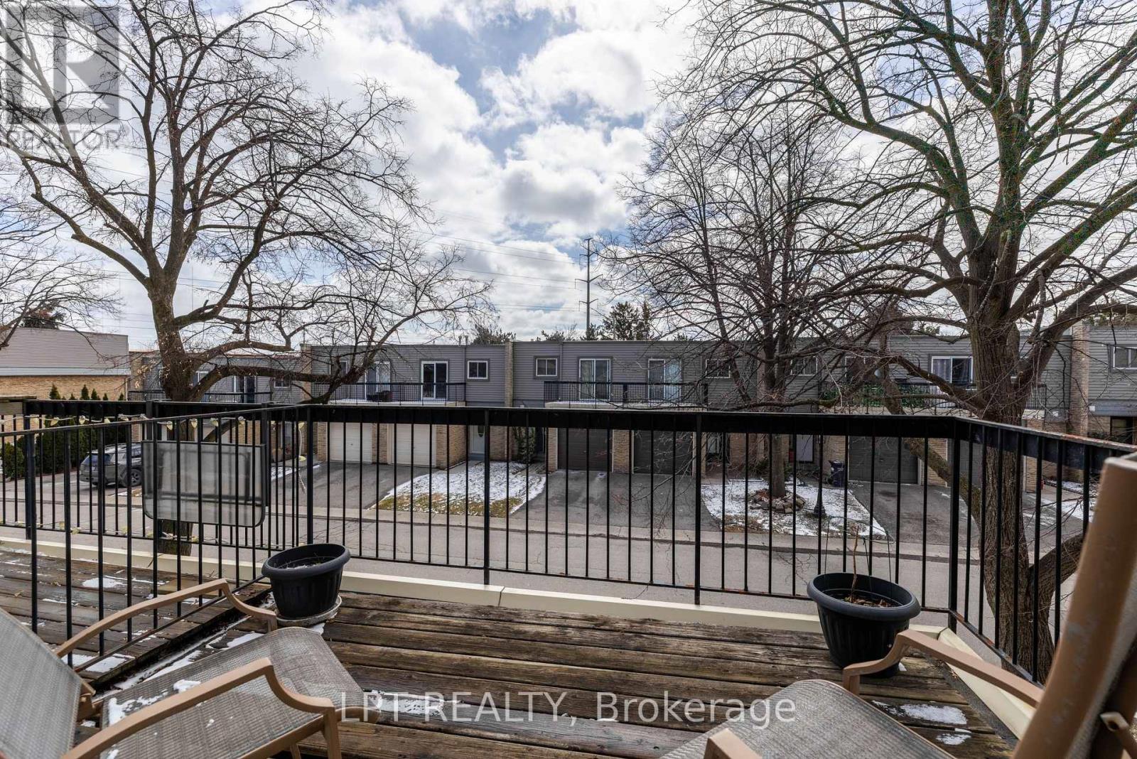 117 - 2315 Bromsgrove Road, Mississauga, Ontario  L5J 4A6 - Photo 11 - W12913068