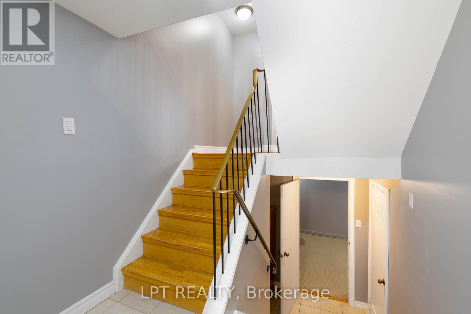 117 - 2315 Bromsgrove Road, Mississauga, Ontario  L5J 4A6 - Photo 12 - W12913068