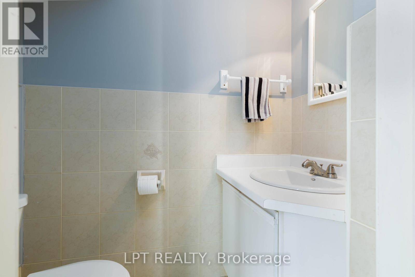 117 - 2315 Bromsgrove Road, Mississauga, Ontario  L5J 4A6 - Photo 7 - W12913068