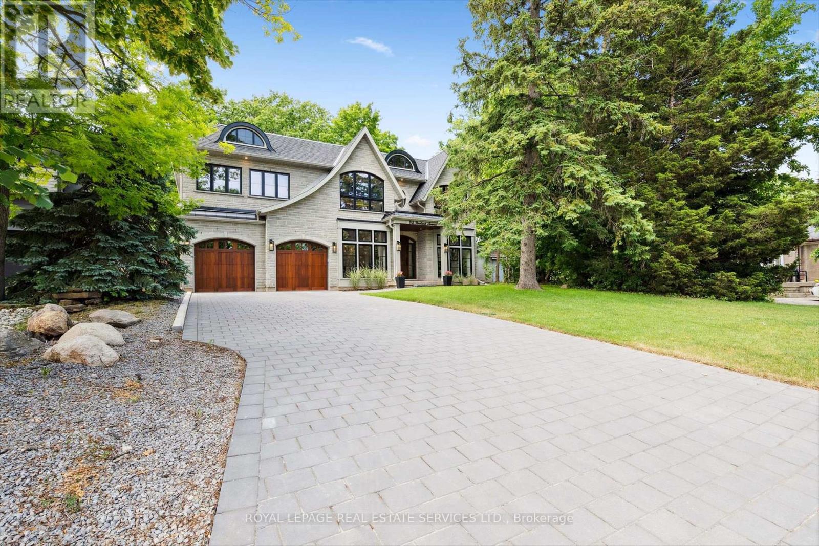 515 PINELAND AVENUE, Oakville, Ontario